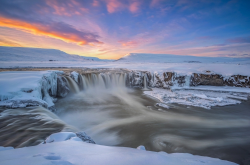 YES-Godafoss, Iceland. NiSi 4 stop medium GND. NiSi 6 stop ND. ISO 64 F11 6 seconds副本